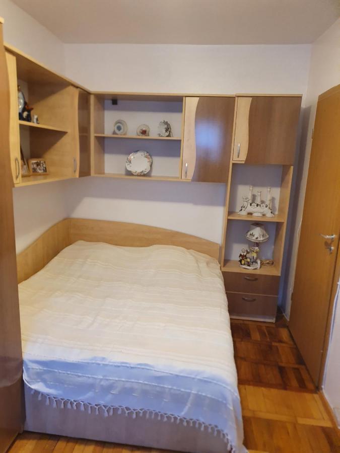 Apartament Cu Trei Camere 바일레헤르쿨라네 외부 사진